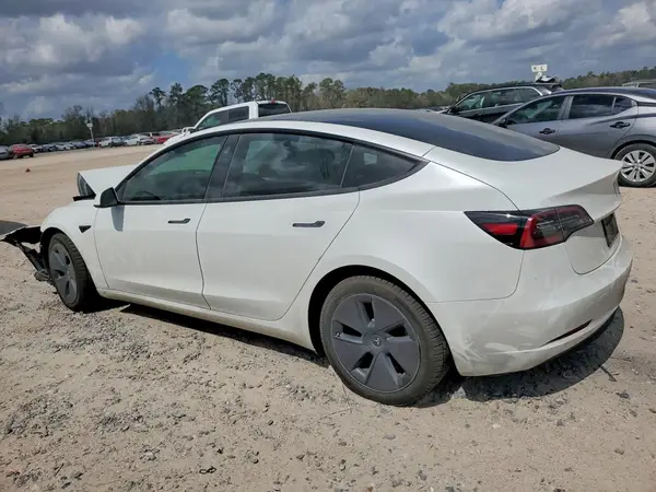 5YJ3E1EA3PF599882 2023 TESLA MODEL 3 - Image 2