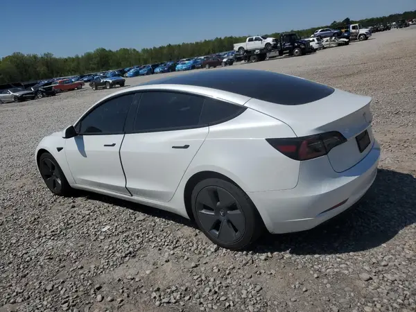 5YJ3E1EA3PF602067 2023 TESLA MODEL 3 - Image 2