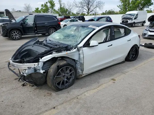 5YJ3E1EA3PF607642 2023 TESLA MODEL 3 - Image 1