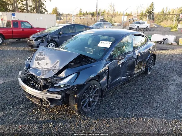5YJ3E1EA3PF613098 2023 TESLA MODEL 3 - Image 2