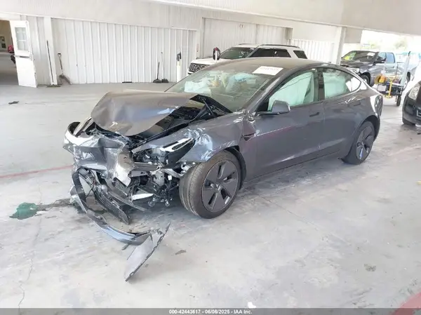 5YJ3E1EA3PF618866 2023 TESLA MODEL 3 - Image 2