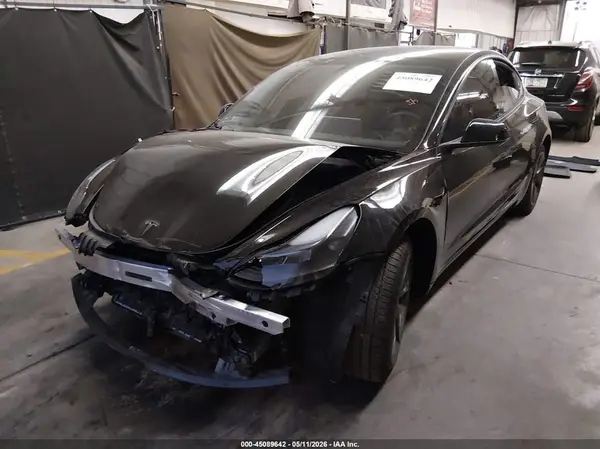 5YJ3E1EA3PF626269 2023 TESLA MODEL 3 - Image 2