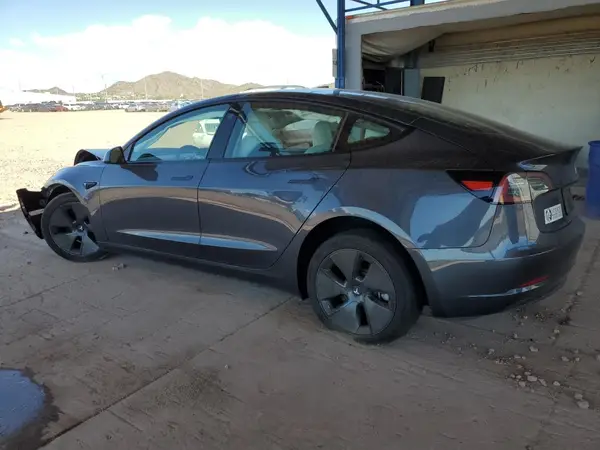 5YJ3E1EA3PF638096 2023 TESLA MODEL 3 - Image 2