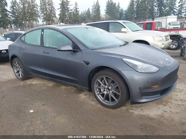 5YJ3E1EA3PF640379 2023 TESLA MODEL 3 - Image 1