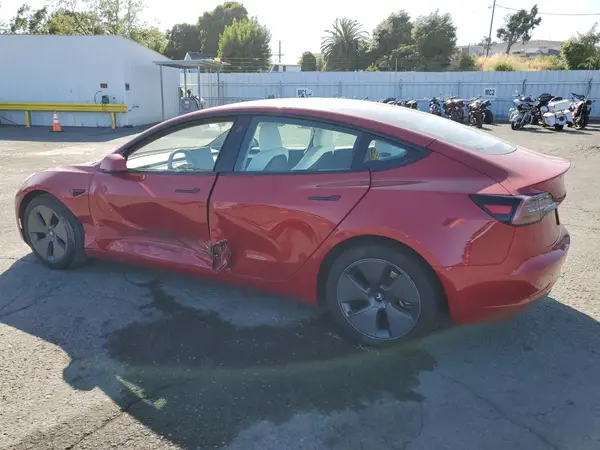 5YJ3E1EA3PF645825 2023 TESLA MODEL 3 - Image 2