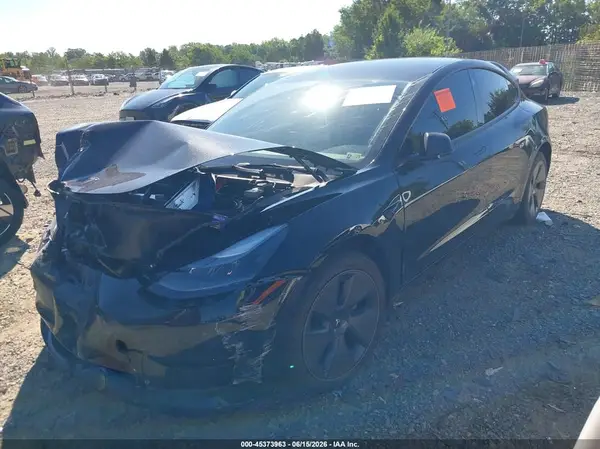 5YJ3E1EA3PF646926 2023 TESLA MODEL 3 - Image 2