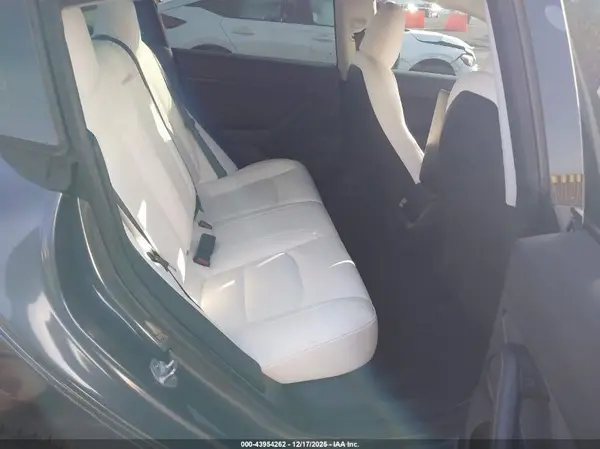 5YJ3E1EA3PF650815 2023 TESLA MODEL 3 - Image 8