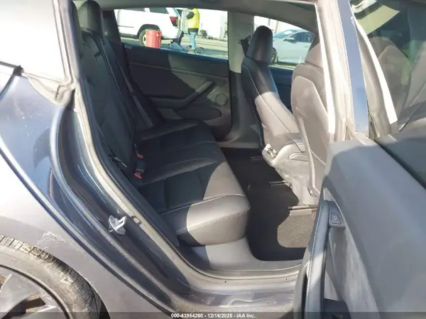 5YJ3E1EA3PF651432 2023 TESLA MODEL 3 - Image 8