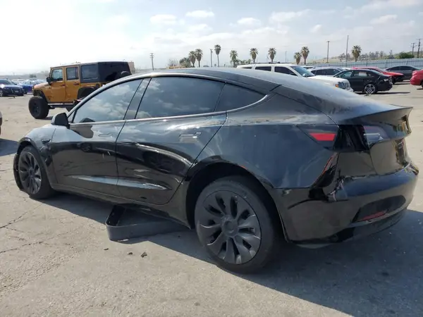 5YJ3E1EA3PF652273 2023 TESLA MODEL 3 - Image 2
