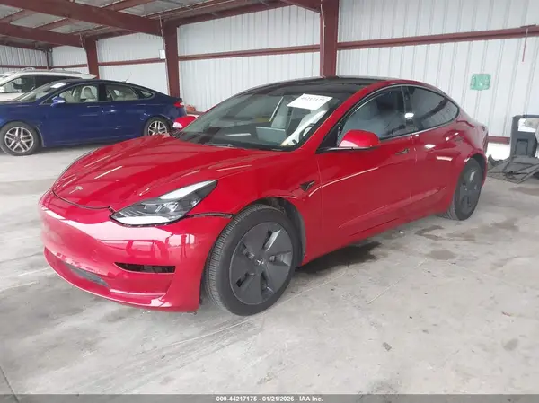 5YJ3E1EA3PF652452 2023 TESLA MODEL 3 - Image 2