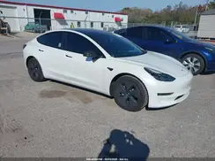 5YJ3E1EA3PF652614 2023 TESLA MODEL 3
