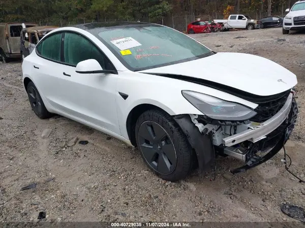 5YJ3E1EA3PF658462 2023 TESLA MODEL 3 - Image 1