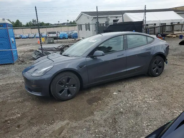 5YJ3E1EA3PF658543 2023 TESLA MODEL 3 - Image 1