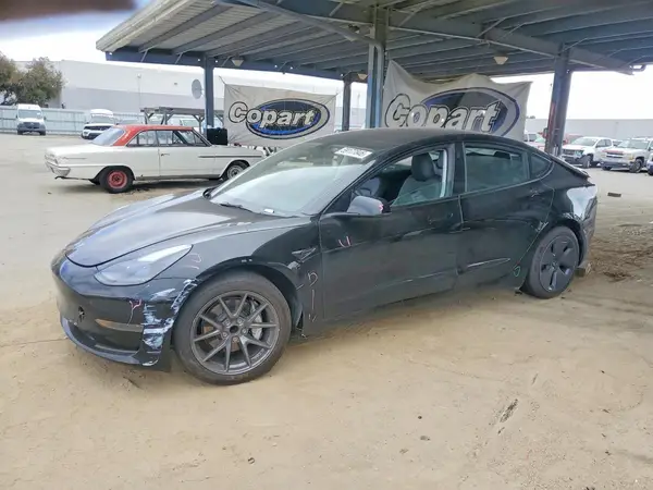 5YJ3E1EA3PF659837 2023 TESLA MODEL 3 - Image 1