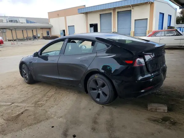 5YJ3E1EA3PF659837 2023 TESLA MODEL 3 - Image 2