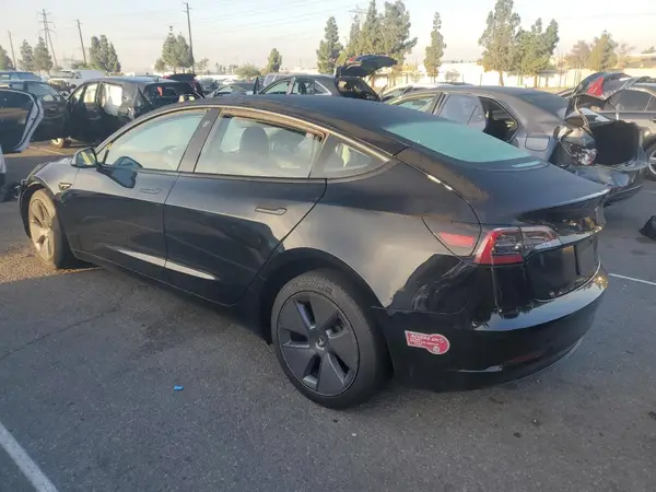5YJ3E1EA3PF661149 2023 TESLA MODEL 3 - Image 2