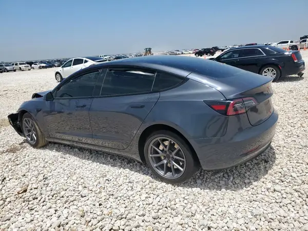 5YJ3E1EA3PF668540 2023 TESLA MODEL 3 - Image 2