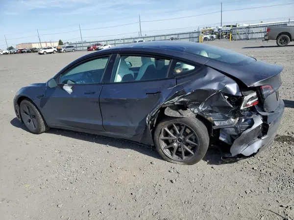 5YJ3E1EA3PF669736 2023 TESLA MODEL 3 - Image 2