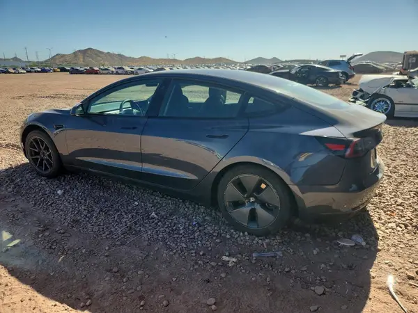 5YJ3E1EA3PF671809 2023 TESLA MODEL 3 - Image 2