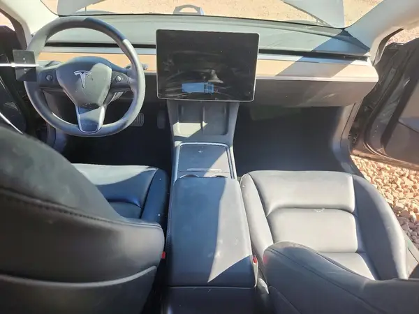 5YJ3E1EA3PF671809 2023 TESLA MODEL 3 - Image 8