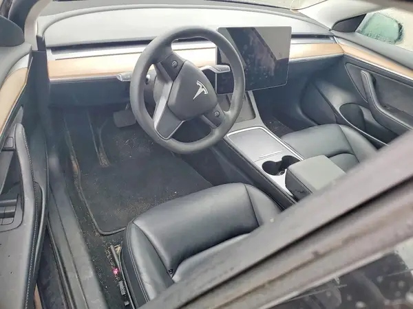 5YJ3E1EA3PF674015 2023 TESLA MODEL 3 - Image 8