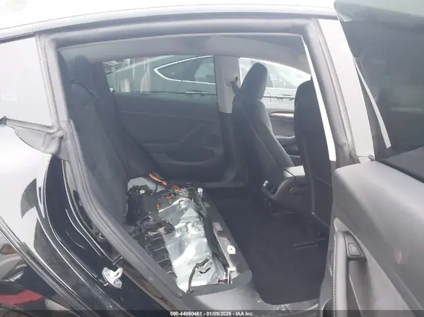 5YJ3E1EA3PF678078 2023 TESLA MODEL 3 - Image 8