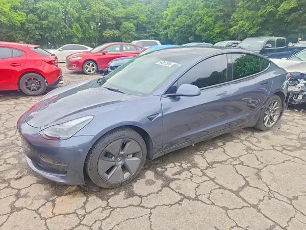 5YJ3E1EA3PF680266 2023 TESLA MODEL 3 - Image 1