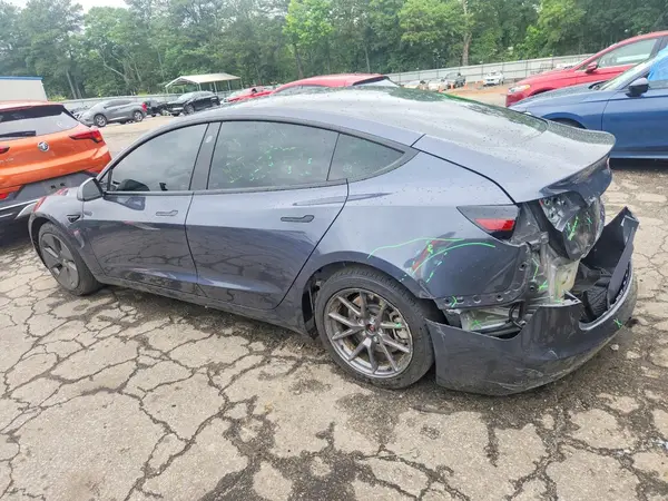 5YJ3E1EA3PF680266 2023 TESLA MODEL 3 - Image 2