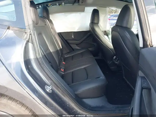 5YJ3E1EA3PF685595 2023 TESLA MODEL 3 - Image 8