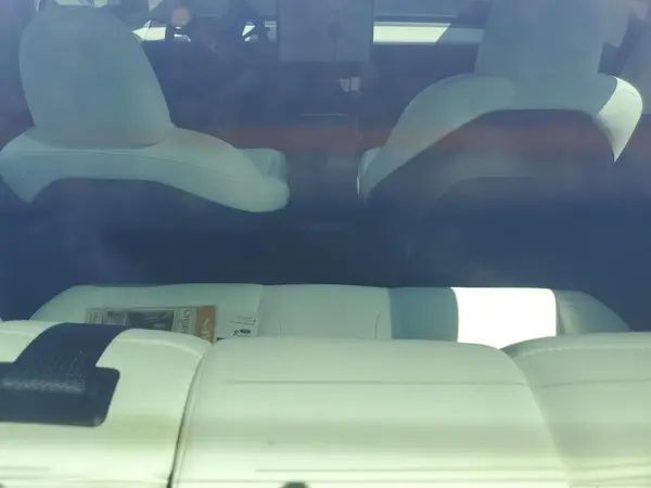 5YJ3E1EA3PF691672 2023 TESLA MODEL 3 - Image 8