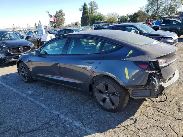 5YJ3E1EA3PF692742 2023 TESLA MODEL 3 - Image 2