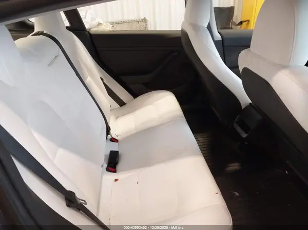 5YJ3E1EA3PF693227 2023 TESLA MODEL 3 - Image 8
