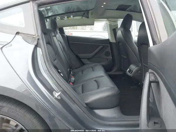 5YJ3E1EA3PF695155 2023 TESLA MODEL 3 - Image 8