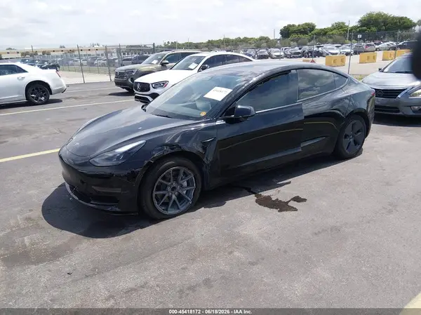 5YJ3E1EA3PF696564 2023 TESLA MODEL 3 - Image 2