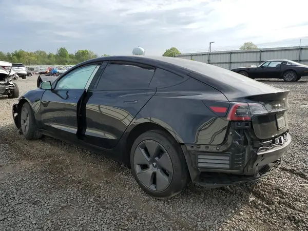 5YJ3E1EA3PF698993 2023 TESLA MODEL 3 - Image 2