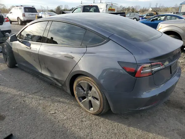 5YJ3E1EA3PF699402 2023 TESLA MODEL 3 - Image 2