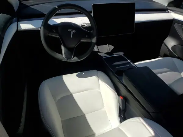 5YJ3E1EA3PF704940 2023 TESLA MODEL 3 - Image 8