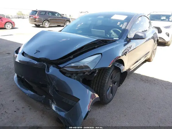 5YJ3E1EA3PF707224 2023 TESLA MODEL 3 - Image 2