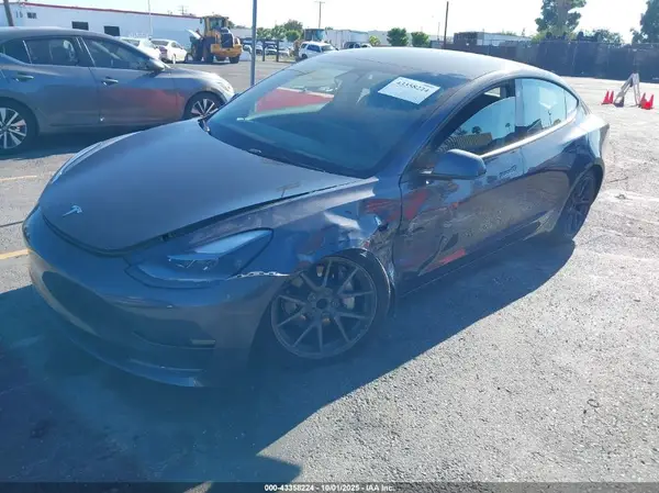 5YJ3E1EA3PF707675 2023 TESLA MODEL 3 - Image 2