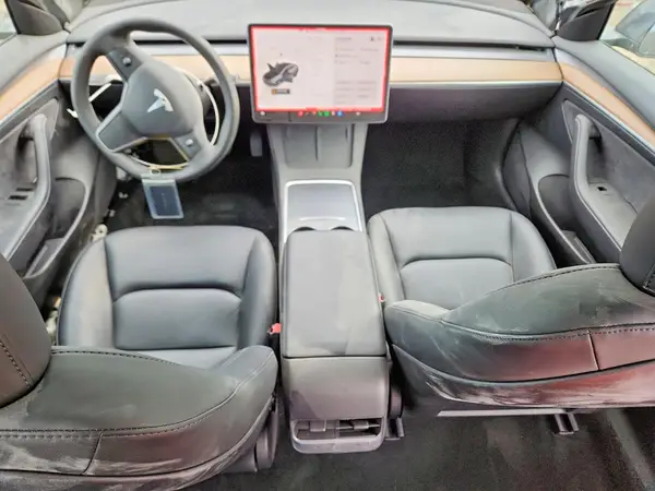 5YJ3E1EA3PF711175 2023 TESLA MODEL 3 - Image 8