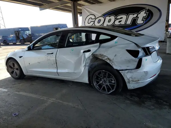 5YJ3E1EA3PF712455 2023 TESLA MODEL 3 - Image 2