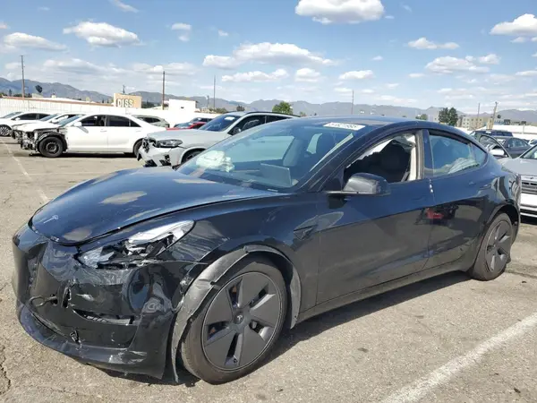 5YJ3E1EA3PF713735 2023 TESLA MODEL 3 - Image 1