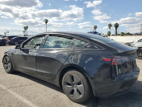 5YJ3E1EA3PF713735 2023 TESLA MODEL 3 - Image 2