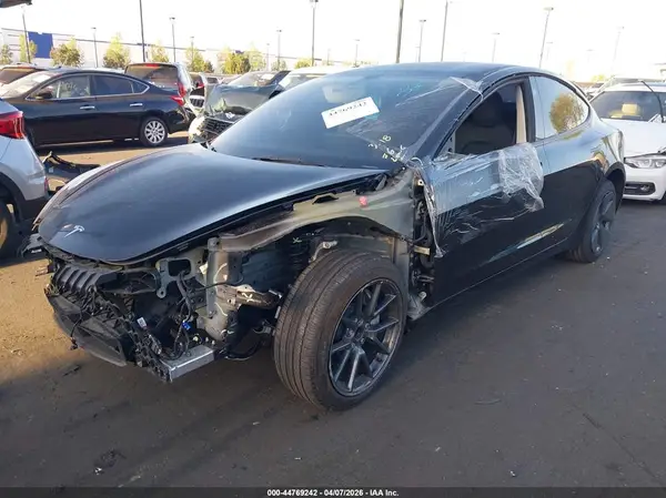 5YJ3E1EA3PF714559 2023 TESLA MODEL 3 - Image 2