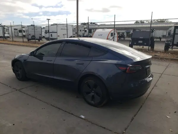 5YJ3E1EA3PF716005 2023 TESLA MODEL 3 - Image 2