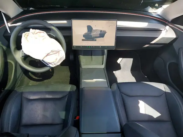 5YJ3E1EA3RF725225 2024 TESLA MODEL 3 - Image 8