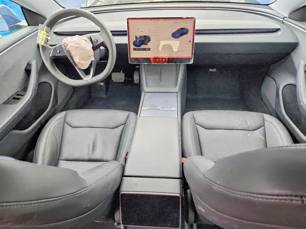 5YJ3E1EA3RF727198 2024 TESLA MODEL 3 - Image 8