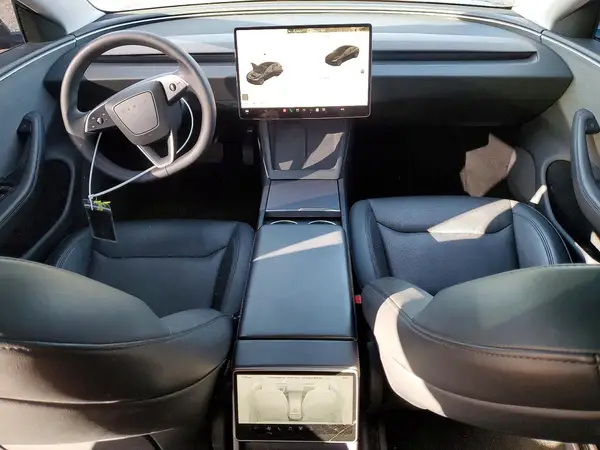 5YJ3E1EA3RF729212 2024 TESLA MODEL 3 - Image 8
