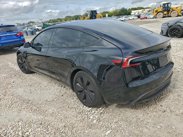 5YJ3E1EA3RF729520 2024 TESLA MODEL 3 - Image 2