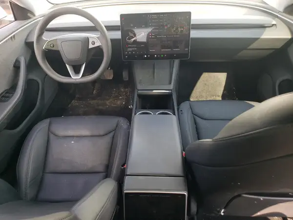 5YJ3E1EA3RF732076 2024 TESLA MODEL 3 - Image 8